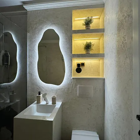Eric Apartment *