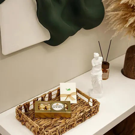 Eric شقة براشوف